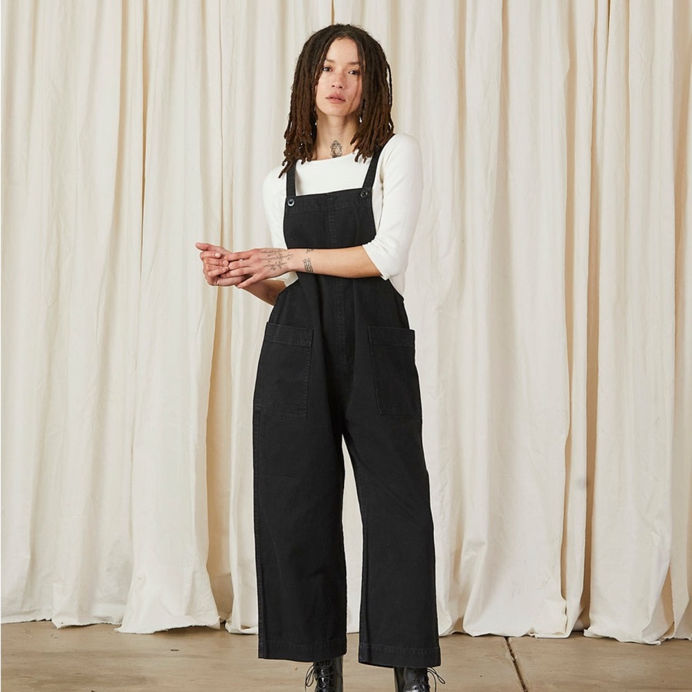 Ali Golden Overall Jumper Black Size Large